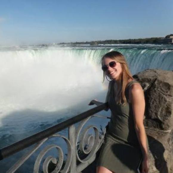 Meet your Posher, Ruth - Picture 1 of 1